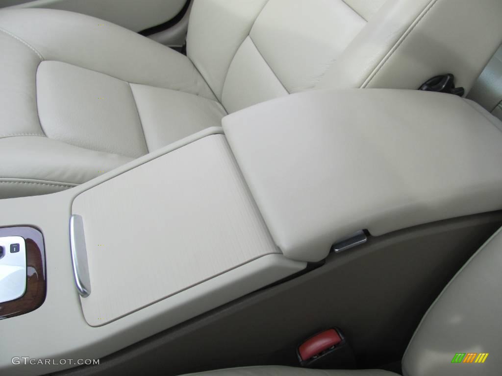 2009 V70 3.2 - Ice White / Sandstone photo #28