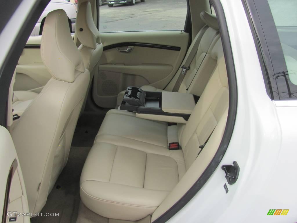 2009 V70 3.2 - Ice White / Sandstone photo #32