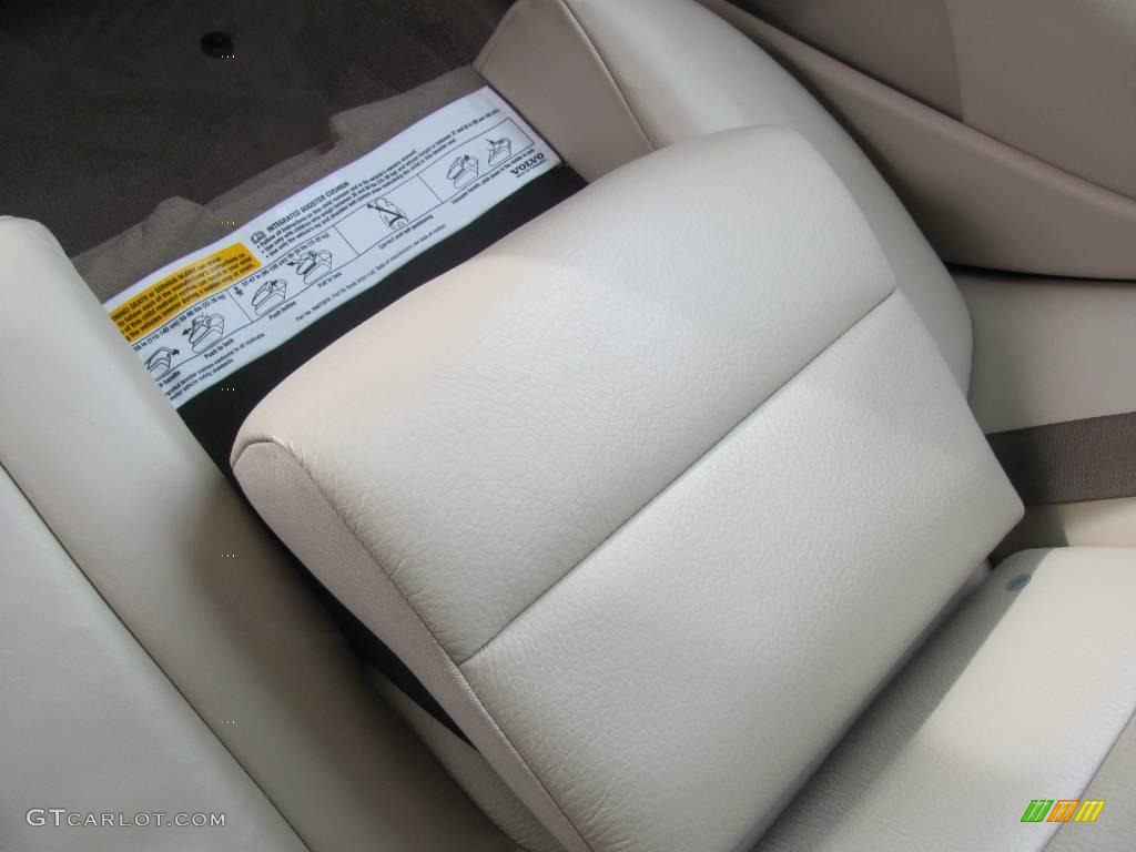 2009 V70 3.2 - Ice White / Sandstone photo #33