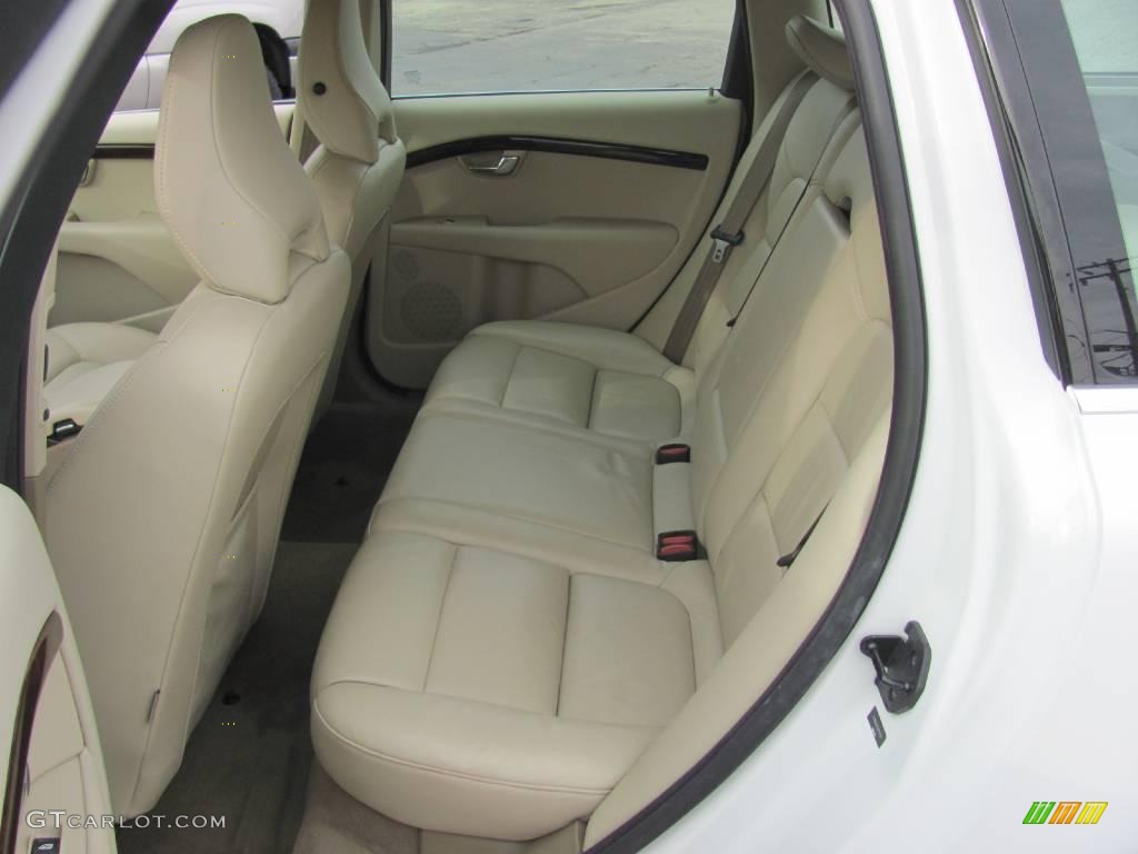 2009 V70 3.2 - Ice White / Sandstone photo #34