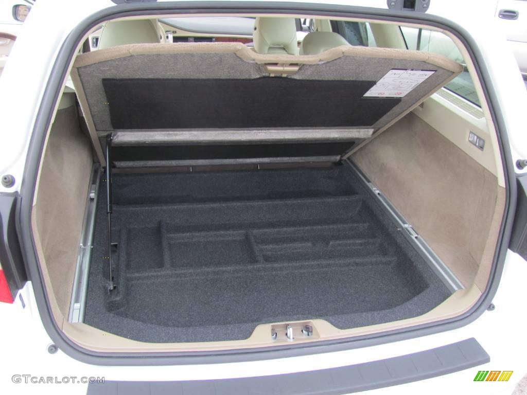 2009 V70 3.2 - Ice White / Sandstone photo #37