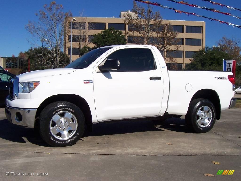 2007 Tundra TRD Regular Cab 4x4 - Super White / Beige photo #1