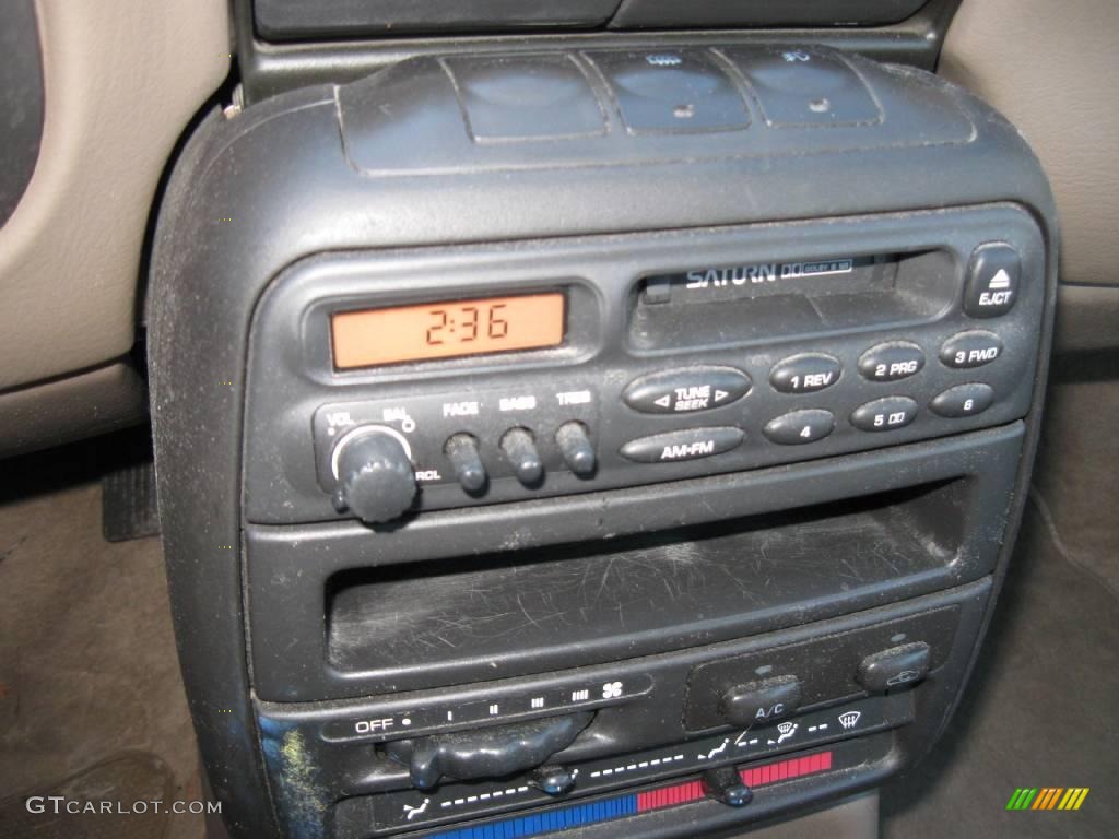 1996 S Series SL2 Sedan - White / Beige photo #8