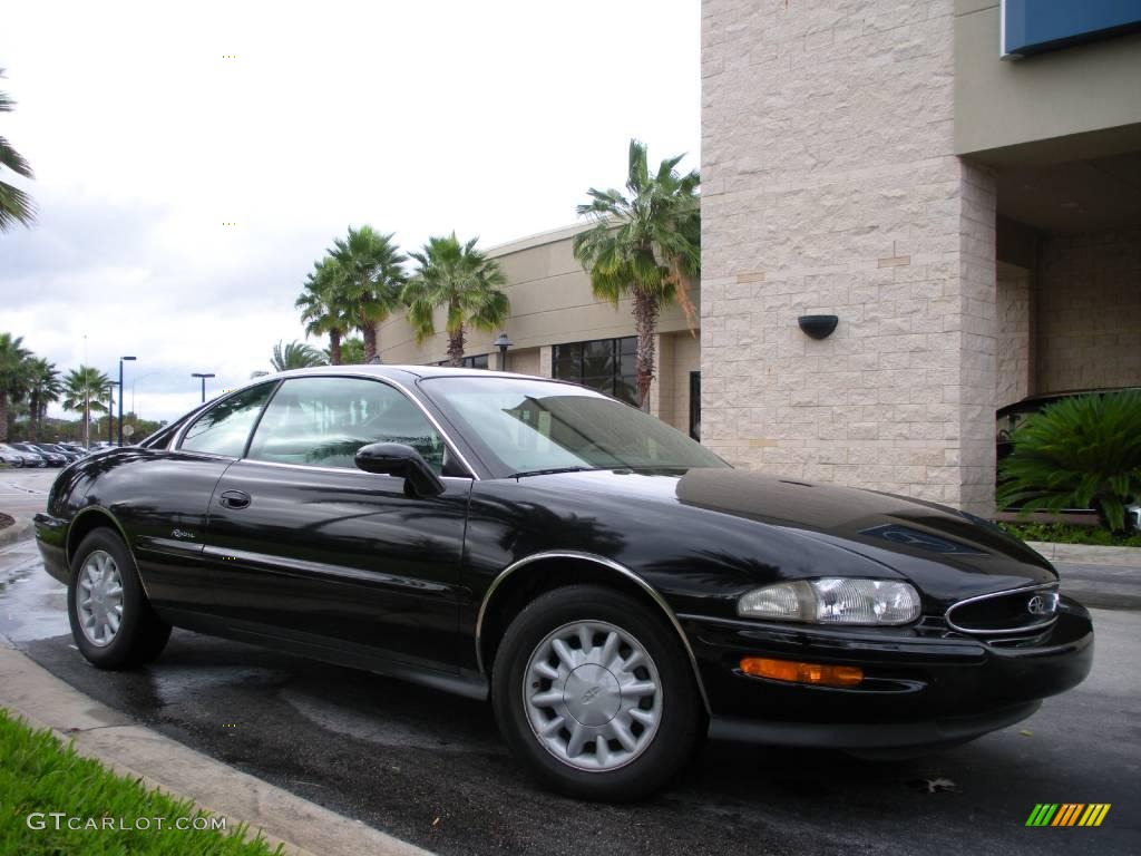 1997 Riviera Supercharged Coupe - Black / Medium Gray photo #4