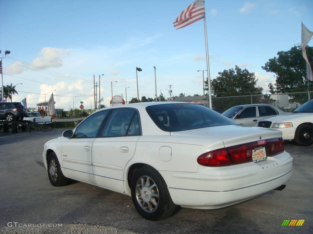 1998 Regal LS - Bright White / Medium Gray photo #5