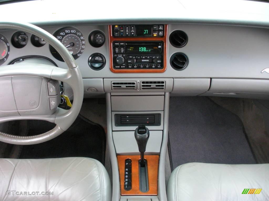 1997 Buick Riviera Supercharged Coupe Medium Gray Dashboard Photo #23669842