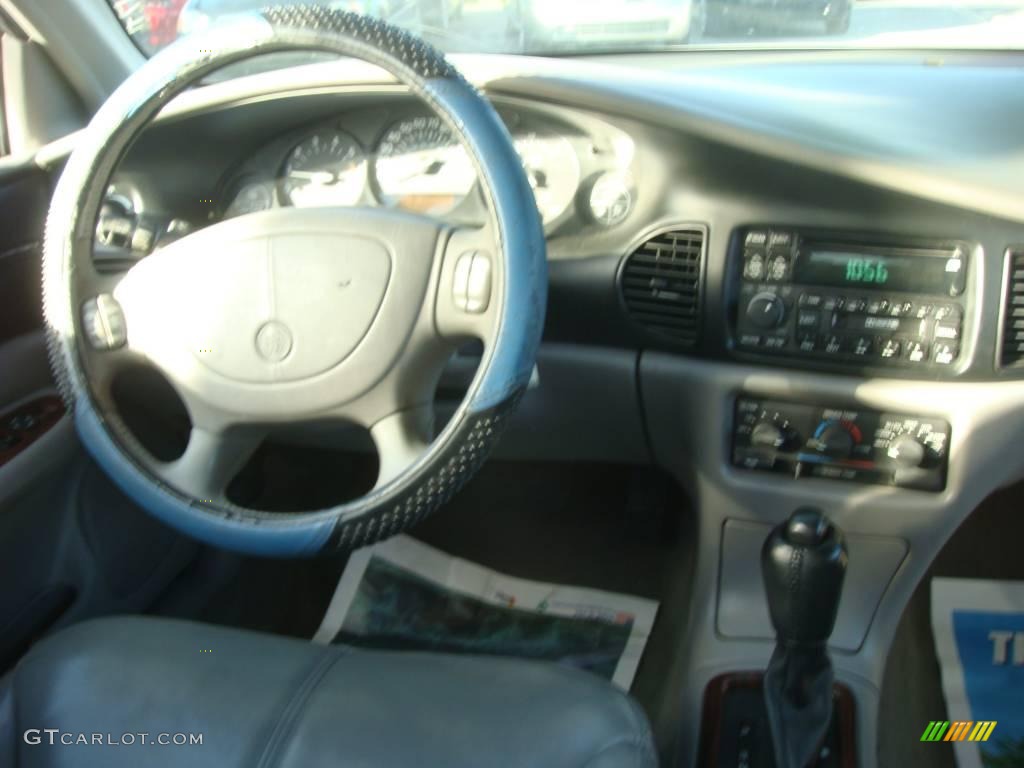 1998 Regal LS - Bright White / Medium Gray photo #13