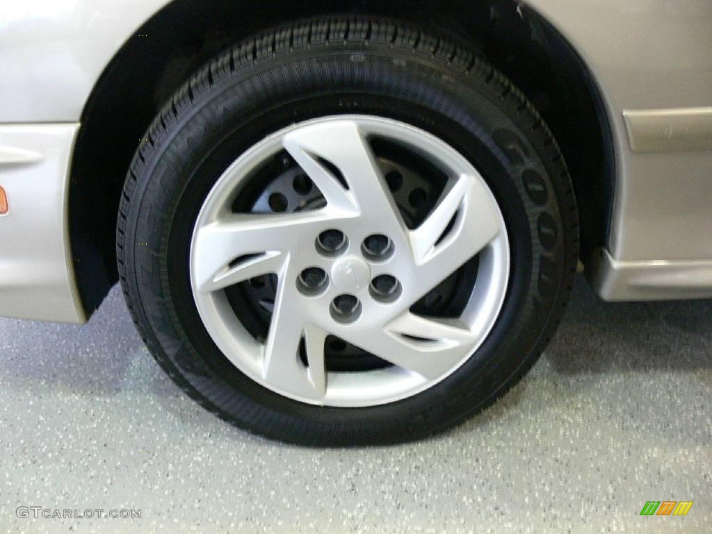 2002 Pontiac Sunfire SE Sedan Wheel Photo #23671172