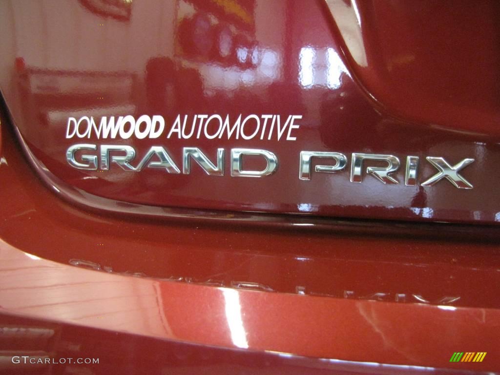 2006 Grand Prix GT Sedan - Sport Red Metallic / Ebony photo #5