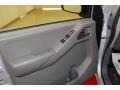 Radiant Silver - Frontier SE Crew Cab Photo No. 15