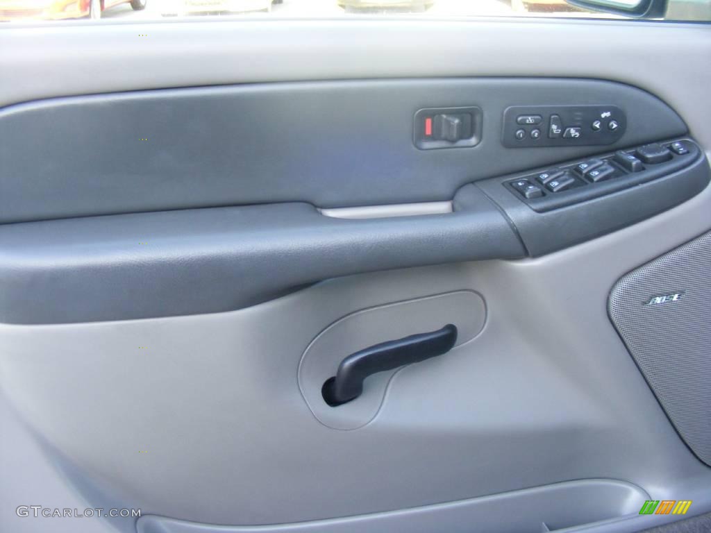 2003 Tahoe LT - Light Pewter Metallic / Gray/Dark Charcoal photo #34