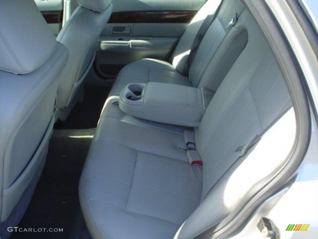 2004 Grand Marquis LS - Silver Birch Metallic / Light Flint photo #20