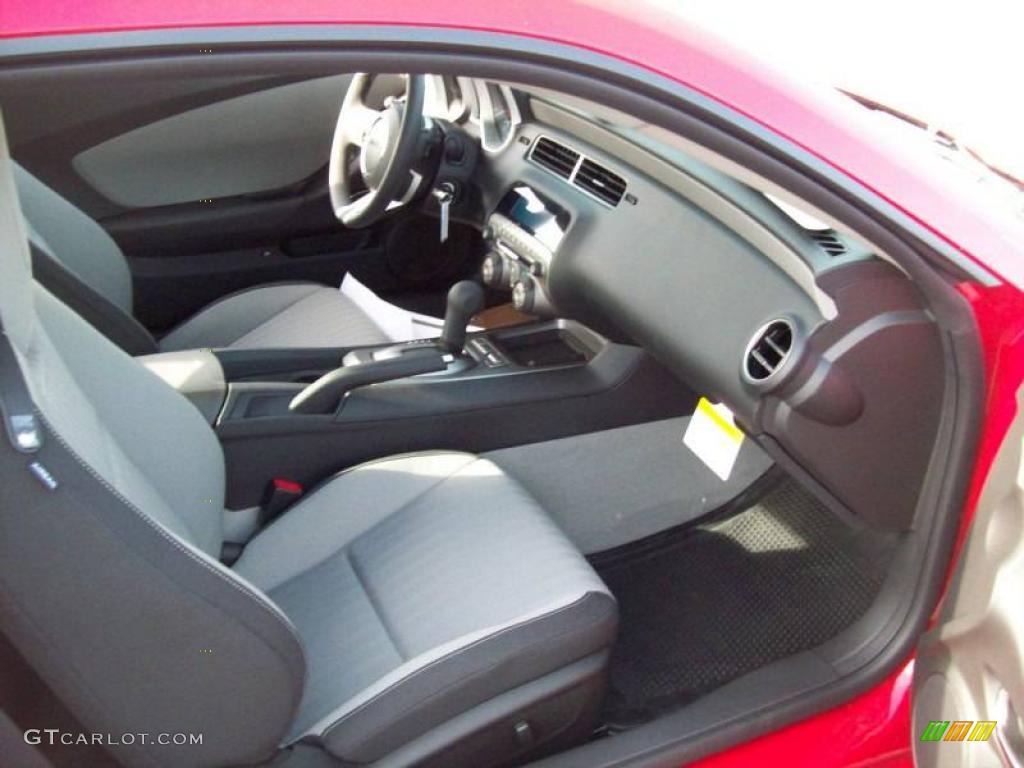 2010 Camaro LS Coupe - Victory Red / Gray photo #13