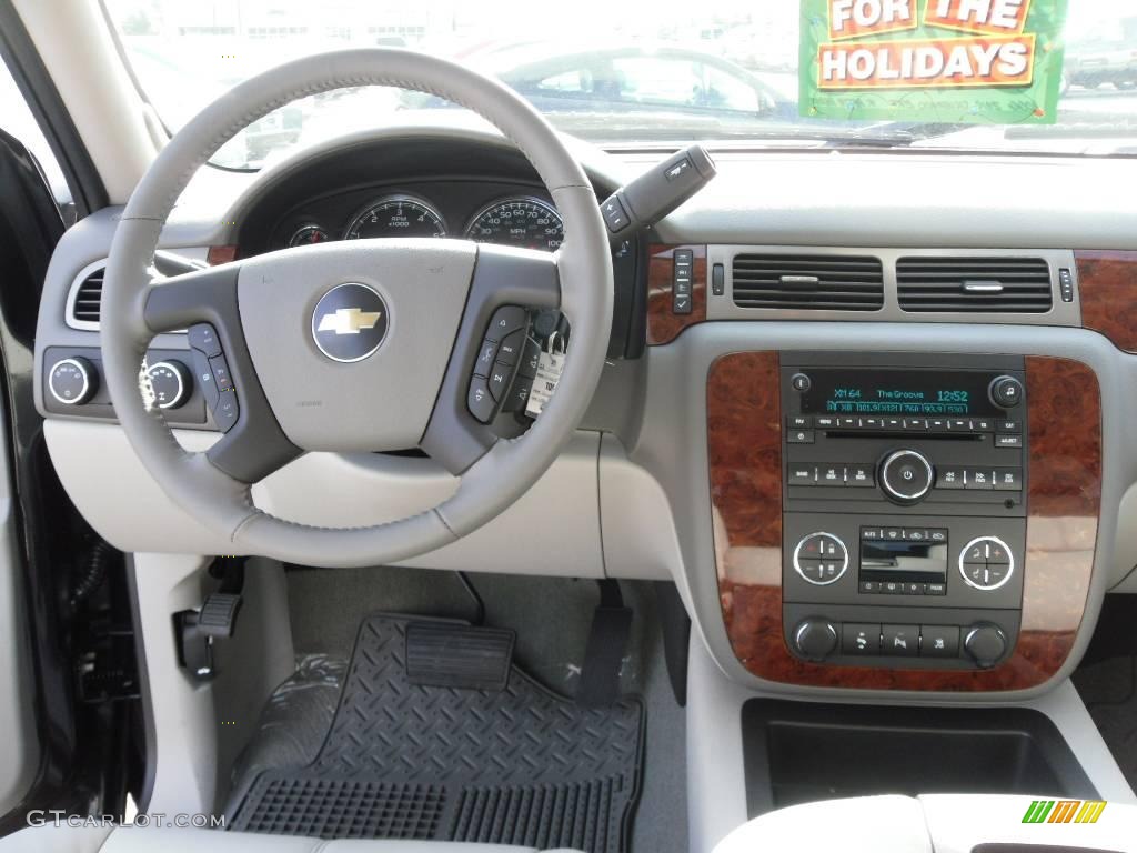 2010 Silverado 1500 LTZ Extended Cab 4x4 - Black Granite Metallic / Light Titanium/Dark Titanium photo #21