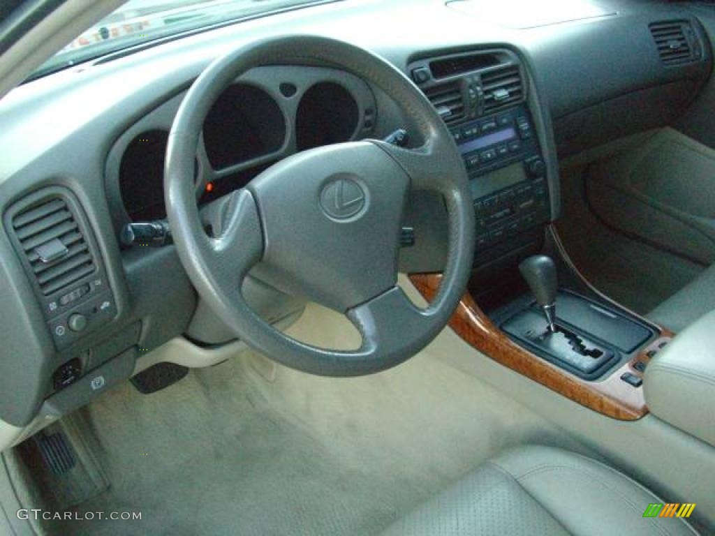 2000 GS 300 - Black Onyx / Ivory photo #37