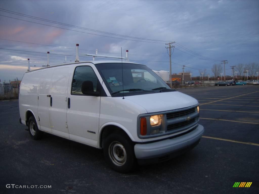 2001 Express 1500 Cargo Van - White / Medium Gray photo #5