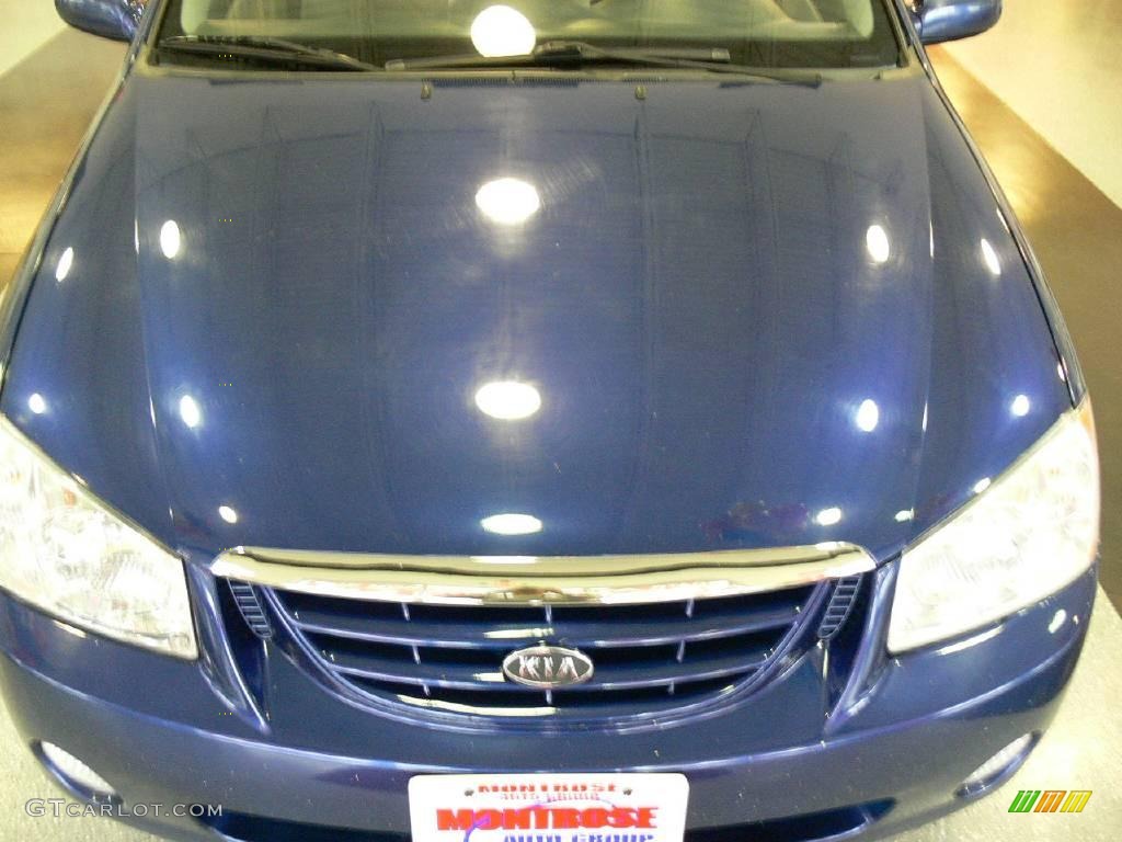 2005 Spectra EX Sedan - Imperial Blue / Gray photo #10