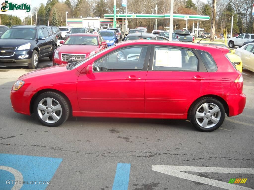 2007 Spectra Spectra5 SX Wagon - Radiant Red / Black photo #6