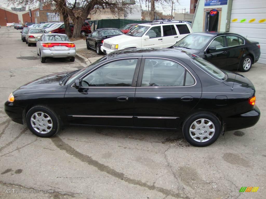 2000 Elantra GLS Sedan - Ebony Black / Beige photo #6