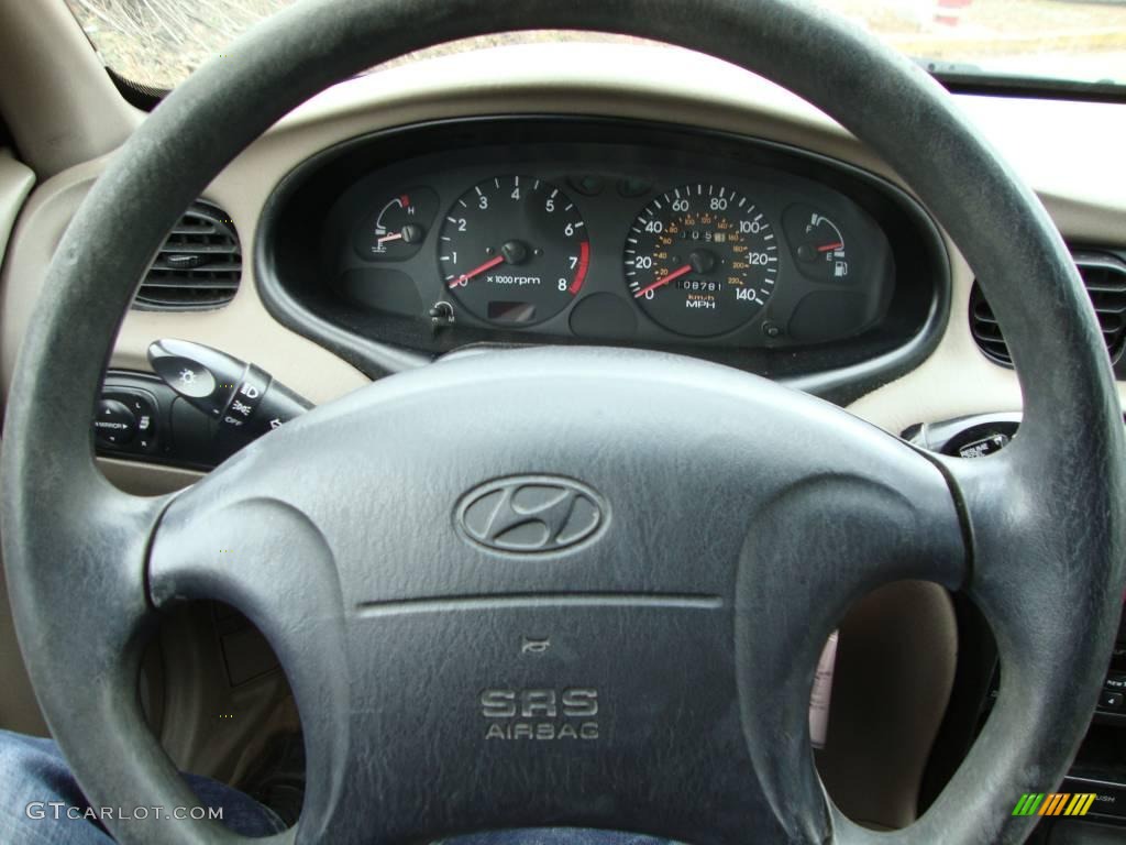 2000 Elantra GLS Sedan - Ebony Black / Beige photo #7