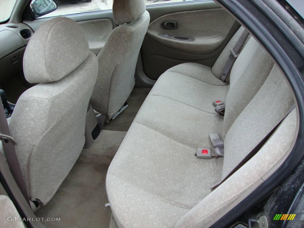 2000 Elantra GLS Sedan - Ebony Black / Beige photo #11