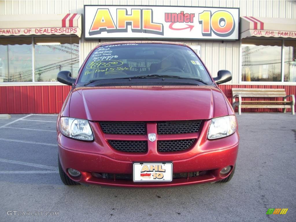 2002 Grand Caravan Sport - Inferno Red Pearl / Taupe photo #1