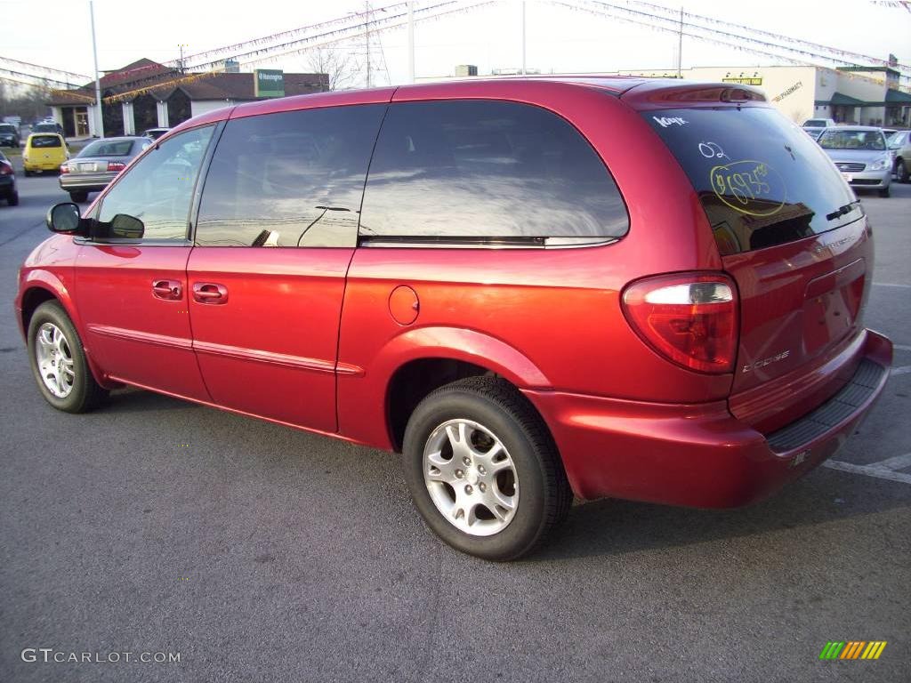 2002 Grand Caravan Sport - Inferno Red Pearl / Taupe photo #4