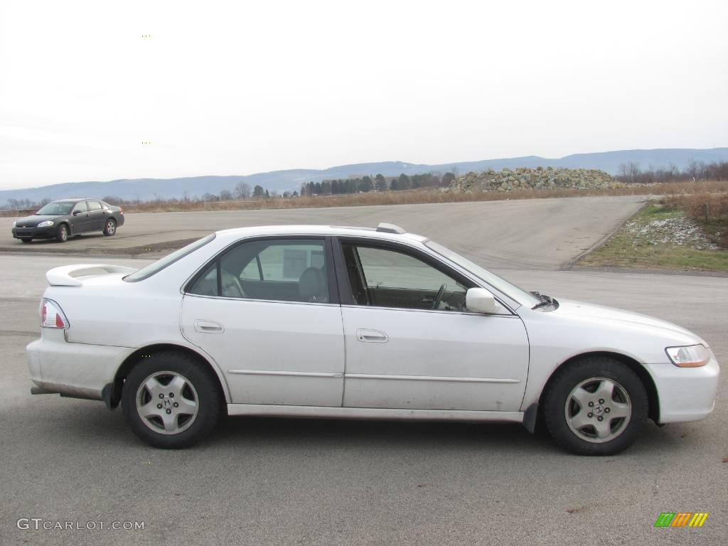 1999 Accord EX V6 Sedan - Taffeta White / Ivory photo #3
