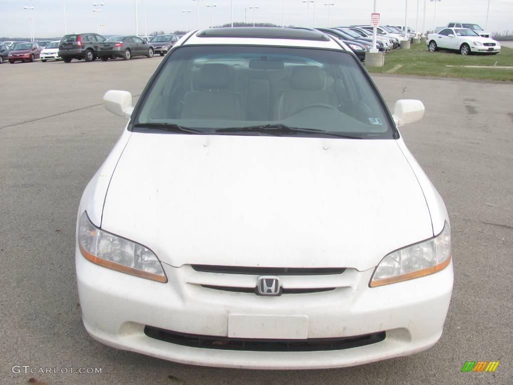 1999 Accord EX V6 Sedan - Taffeta White / Ivory photo #12