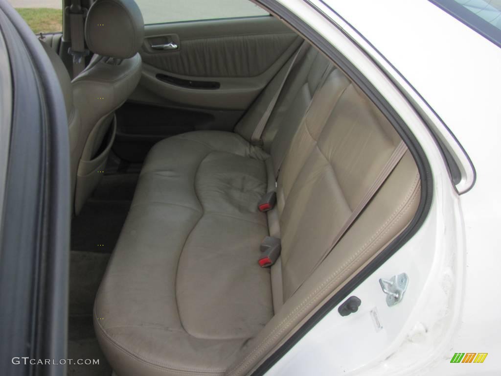 1999 Accord EX V6 Sedan - Taffeta White / Ivory photo #13