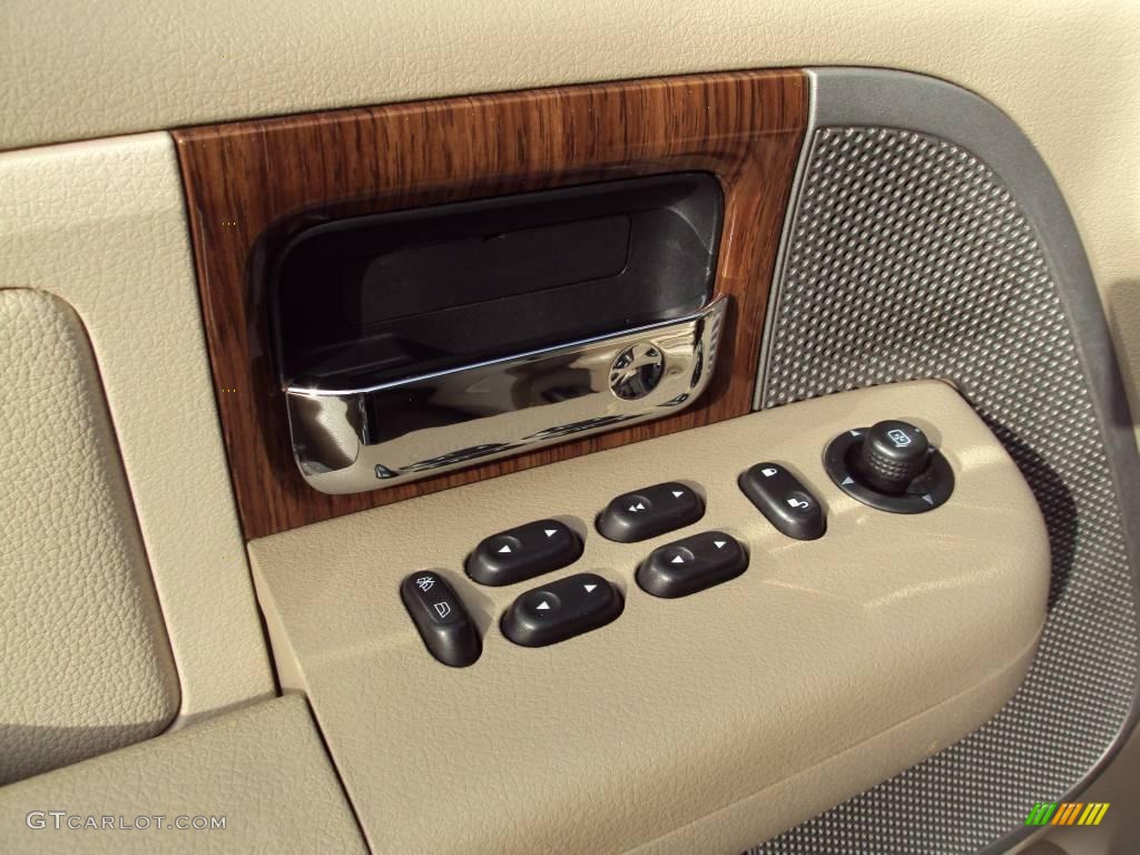 2004 F150 Lariat SuperCab - Aspen Green Metallic / Tan photo #16