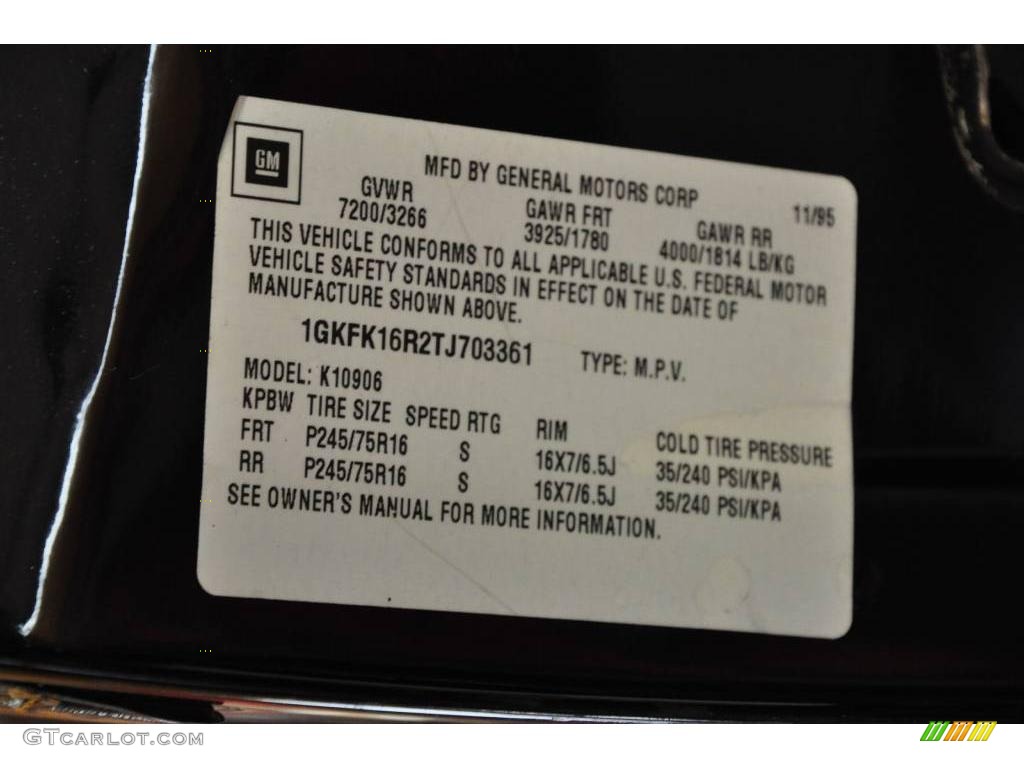 1996 Suburban SLT 4x4 - Onyx Black / Gray photo #11