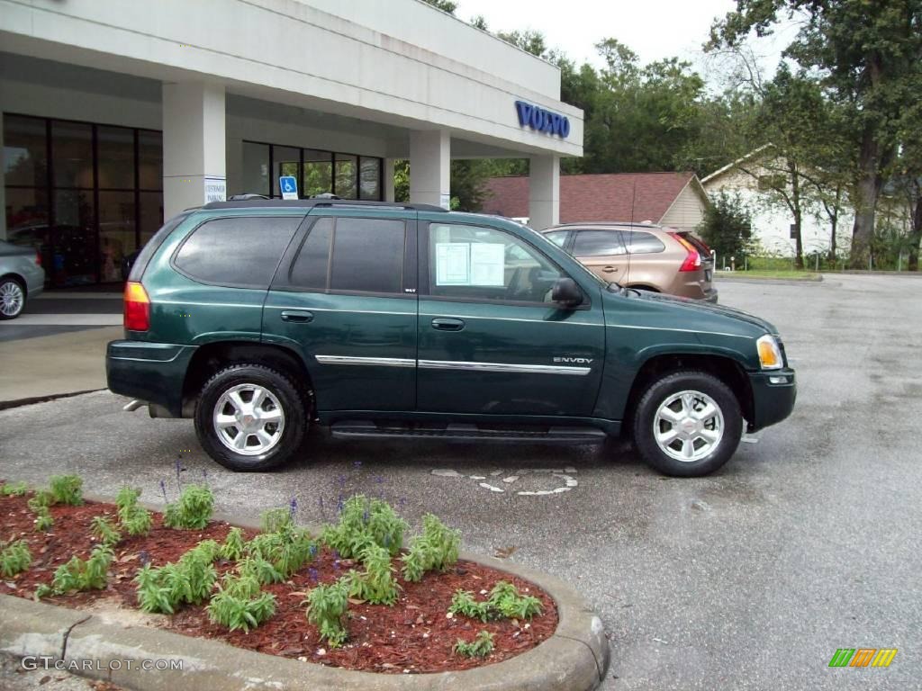 2006 Envoy SLT - Emerald Green Metallic / Light Tan/Ebony Black photo #10