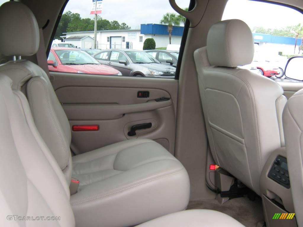 2006 Yukon SLT 4x4 - Onyx Black / Neutral/Shale photo #18