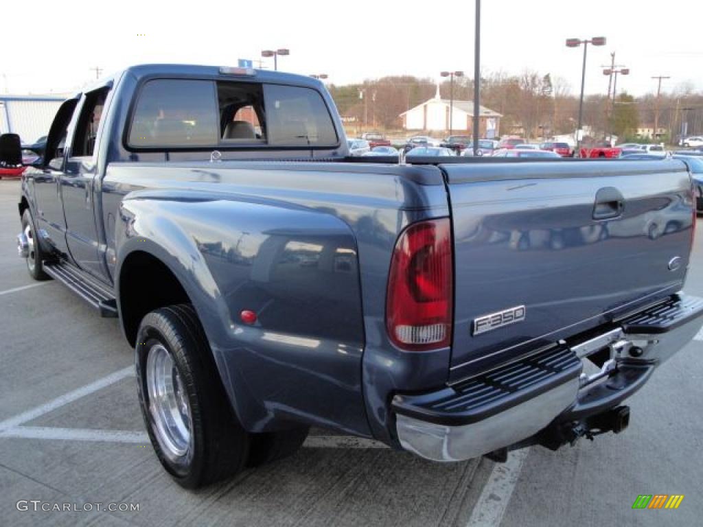 2007 F350 Super Duty Lariat Crew Cab Dually - Medium Wedgewood Blue Metallic / Medium Flint photo #5