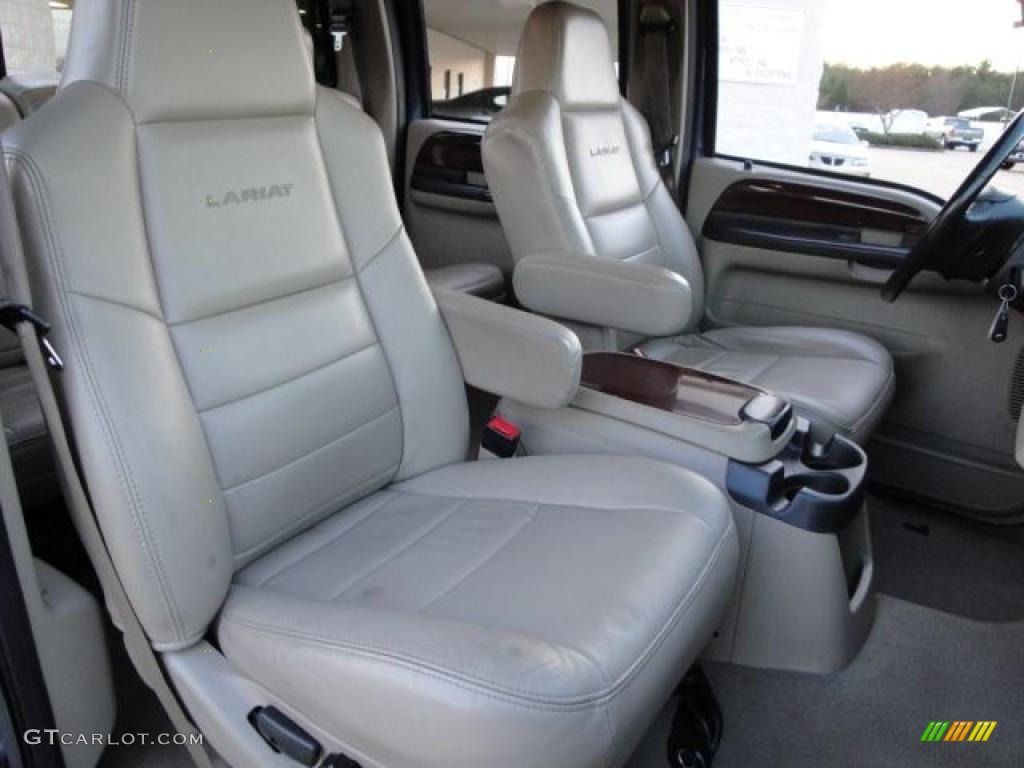 2007 F350 Super Duty Lariat Crew Cab Dually - Medium Wedgewood Blue Metallic / Medium Flint photo #21