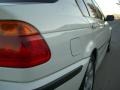 2001 Alpine White BMW 3 Series 325i Sedan  photo #20