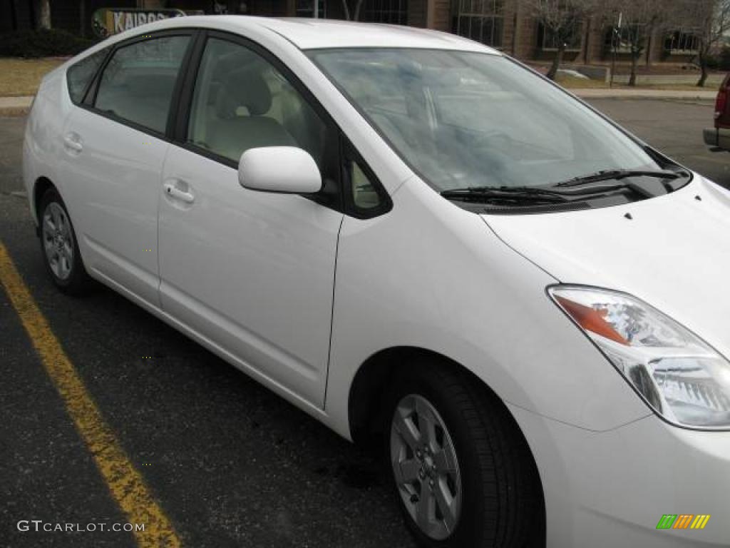 2005 Prius Hybrid - Super White / Ivory/Brown photo #3
