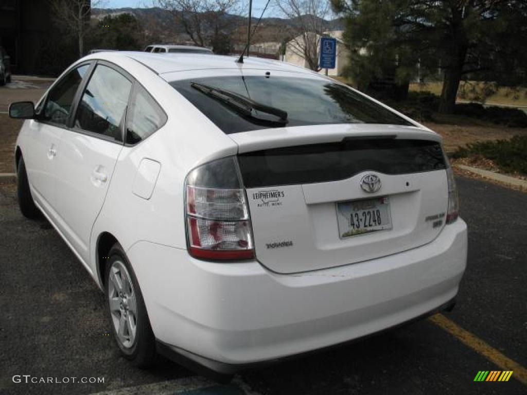2005 Prius Hybrid - Super White / Ivory/Brown photo #7