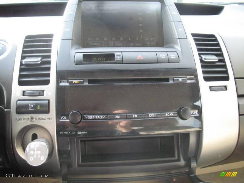 2005 Prius Hybrid - Super White / Ivory/Brown photo #16