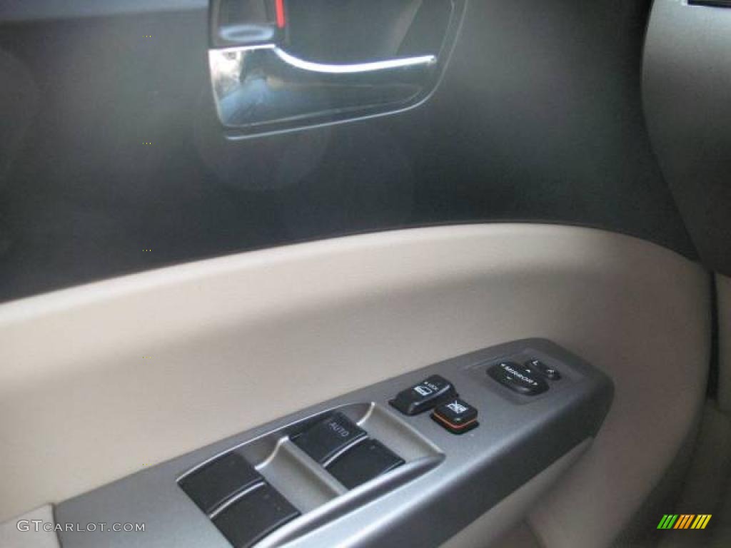 2005 Prius Hybrid - Super White / Ivory/Brown photo #19