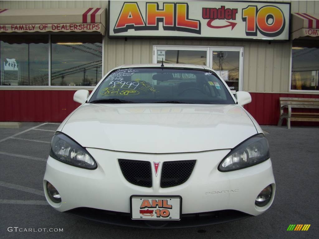 2005 Grand Prix Sedan - Ivory White / Dark Pewter photo #1