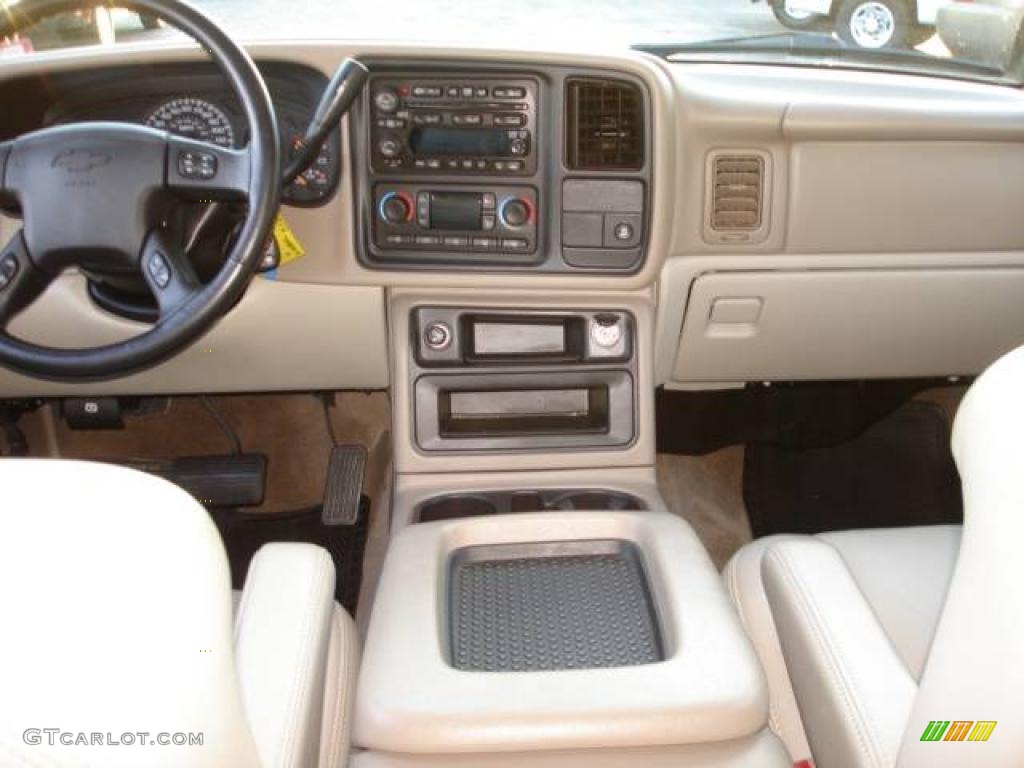 2005 Tahoe LT 4x4 - Dark Blue Metallic / Tan/Neutral photo #11