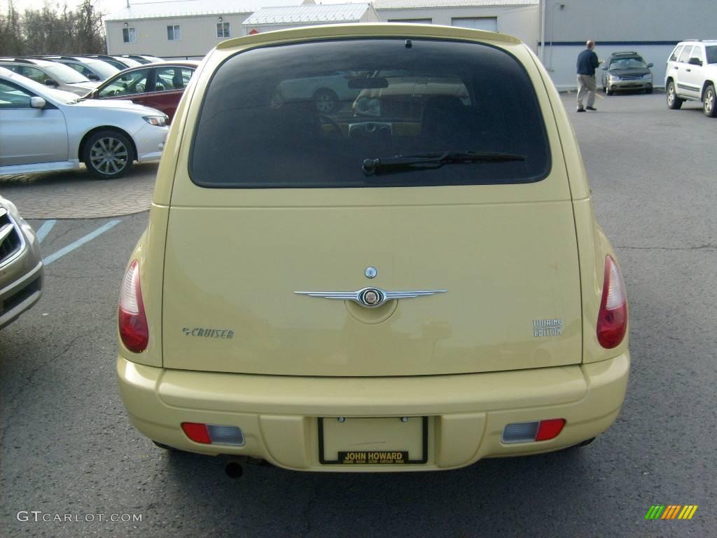 2007 PT Cruiser Touring - Pastel Yellow / Pastel Slate Gray photo #9