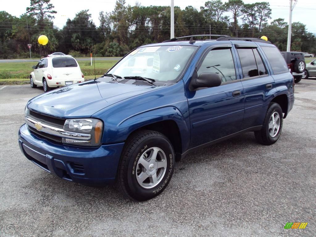 2006 TrailBlazer LS - Superior Blue Metallic / Light Gray photo #1