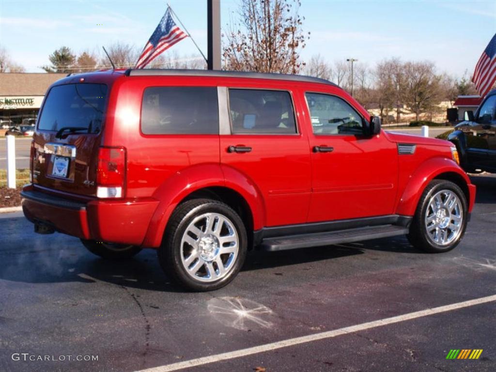 2007 Nitro SLT 4x4 - Inferno Red Crystal Pearl / Dark Khaki/Medium Khaki photo #3