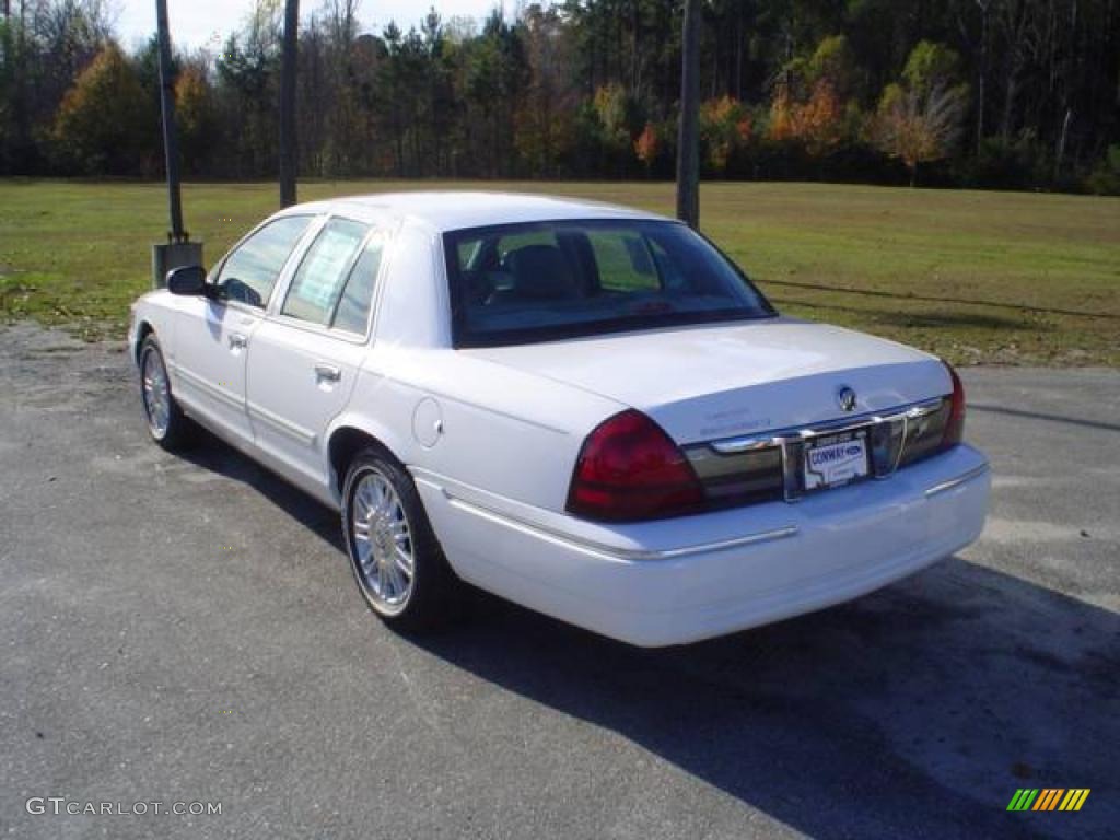 2009 Grand Marquis LS - Vibrant White / Medium Light Stone photo #7