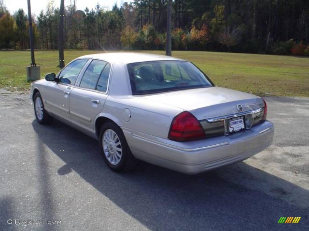 2009 Grand Marquis LS - Silver Birch Metallic / Medium Light Stone photo #7