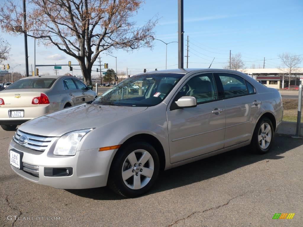 2008 Fusion SE V6 - Silver Birch Metallic / Medium Light Stone photo #3