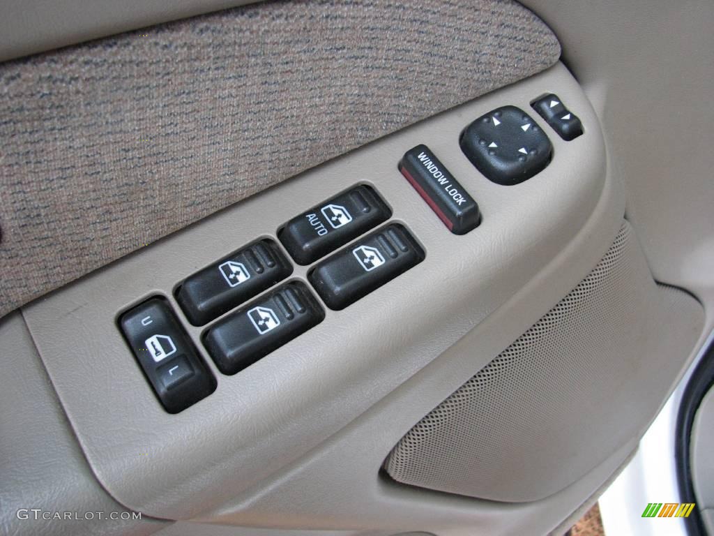 2002 Sierra 2500HD SLE Crew Cab - Summit White / Neutral photo #17